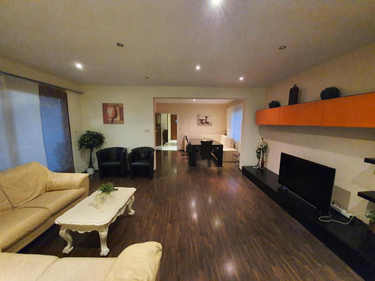 Apartment Bei Hamburg Bis 10 Personen Mit Terasse Und Gartennutzung. Buchholz in der Nordheide Exteriör bild